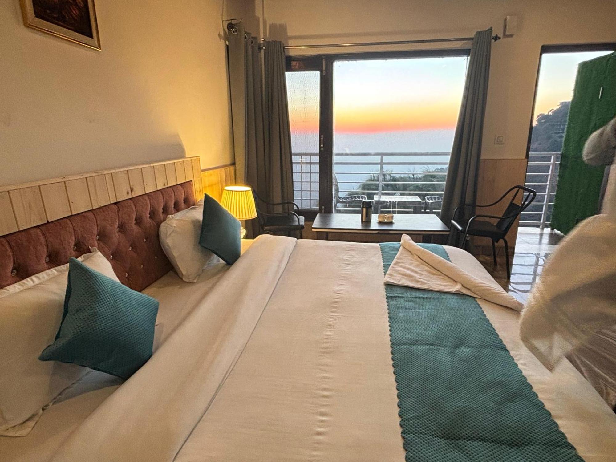 Humble Stay Villa קסאולי מראה חיצוני תמונה